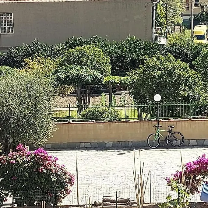 Casa vacanze La Terrazza del Gatto. Toirano Appartamento